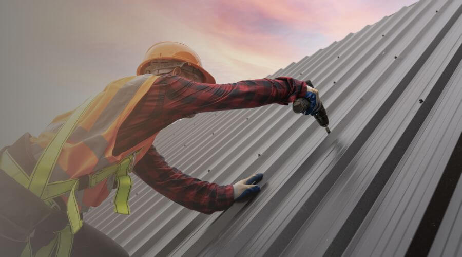 Professional gutter cleaning in Timblin, PA